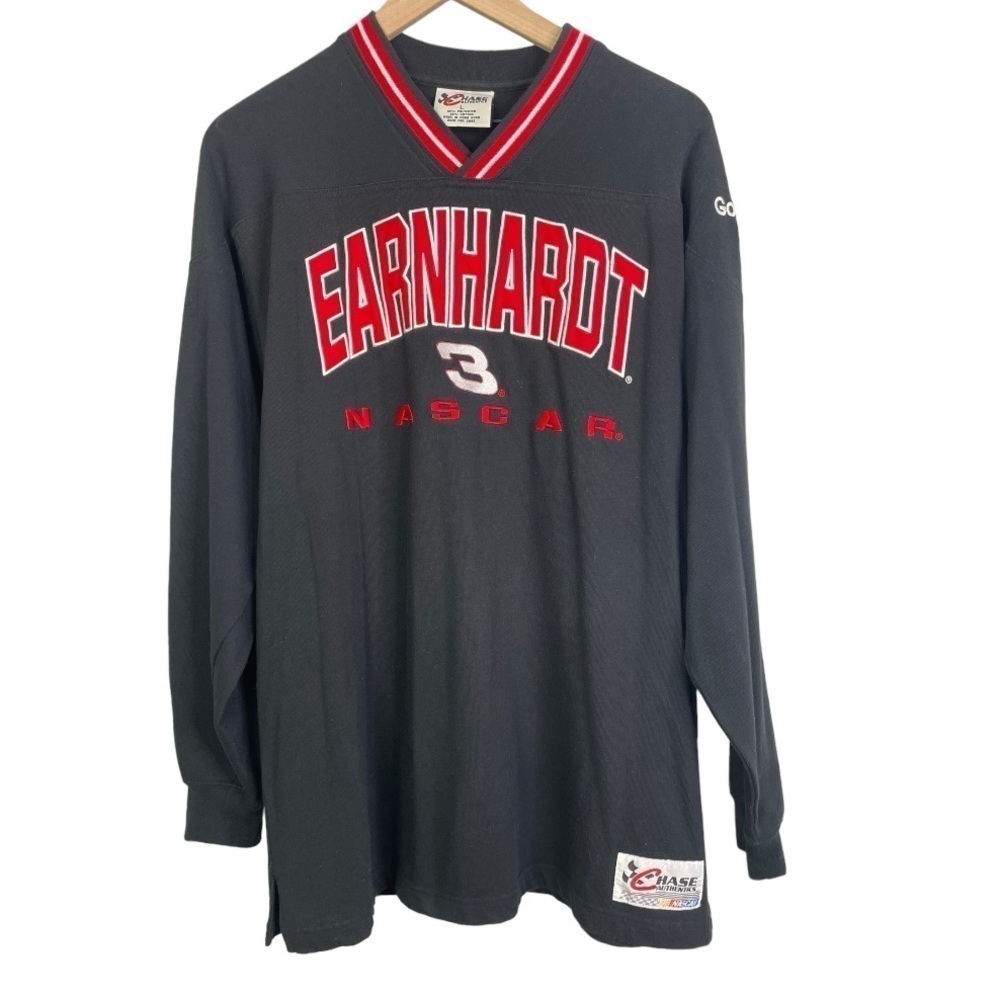 Vintage Chase Authentics NASCAR #3 Dale Earnhardt Men’s Long Sleeve V-neck Shirt